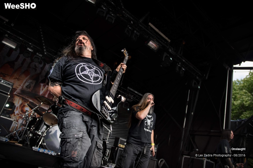 5/15 photos du spectacle Onslaught