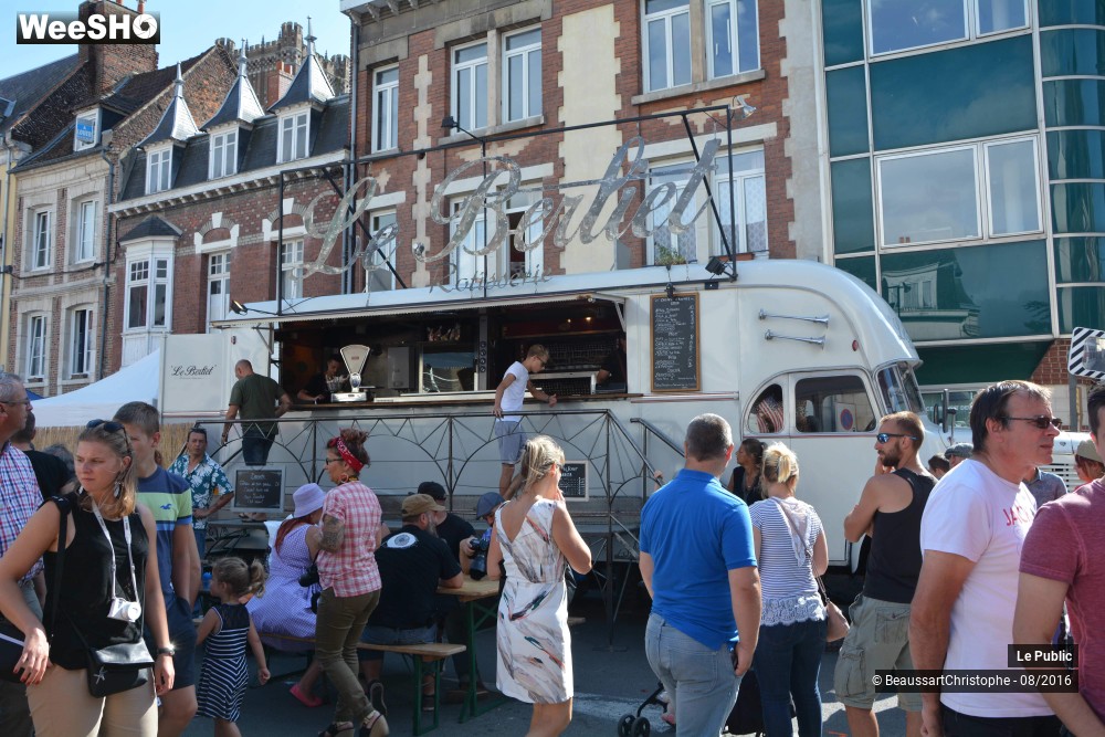 23/51 photos du spectacle Bethune retro 2016 Ambiance