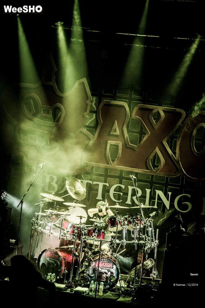 24/27 photos du spectacle Saxon