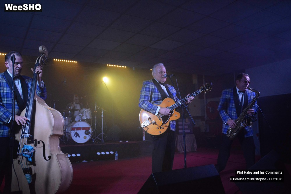 31/32 photos du spectacle Phil Haley and his Comments