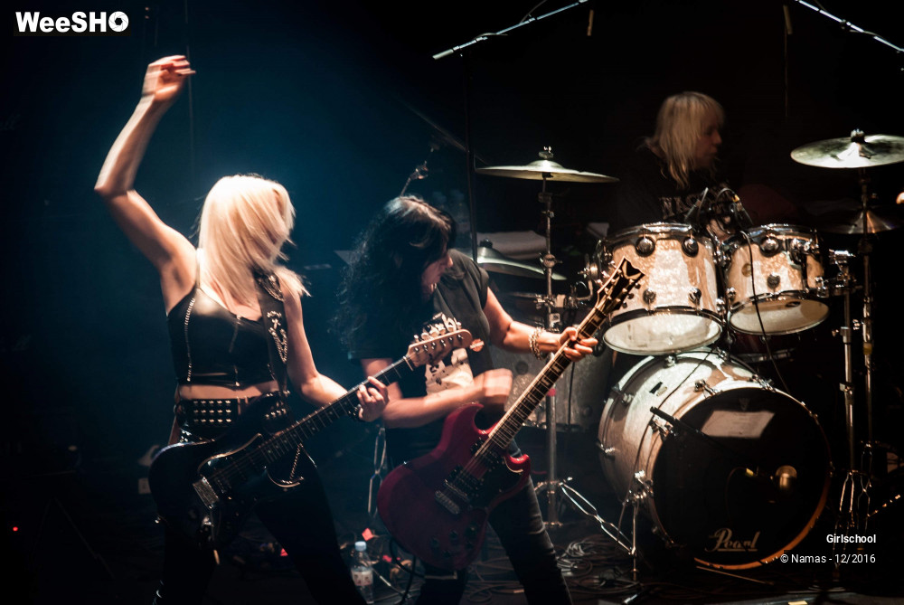 8/16 photos du spectacle Girlschool