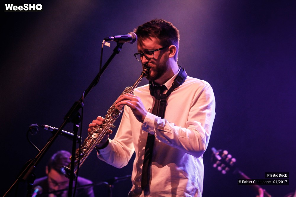 2/33 photos du spectacle Plastic Duck