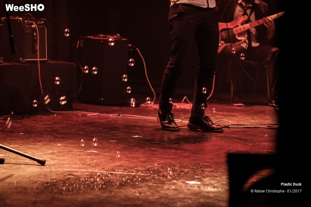 10/33 photos du spectacle Plastic Duck