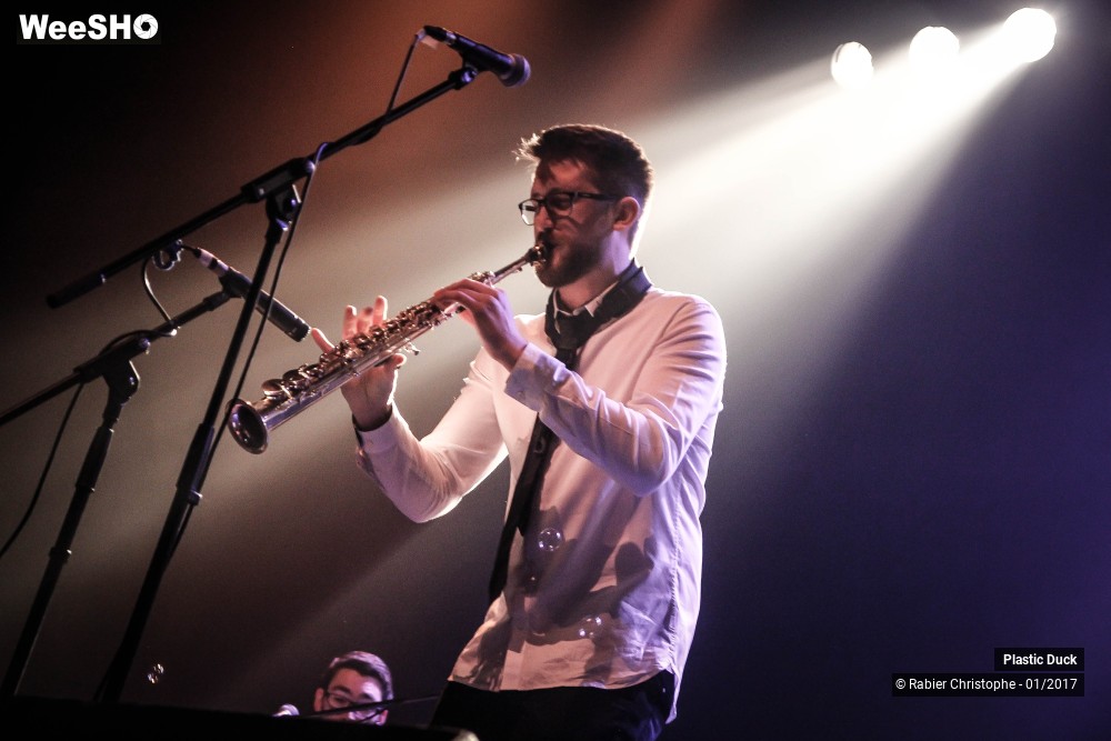 22/33 photos du spectacle Plastic Duck