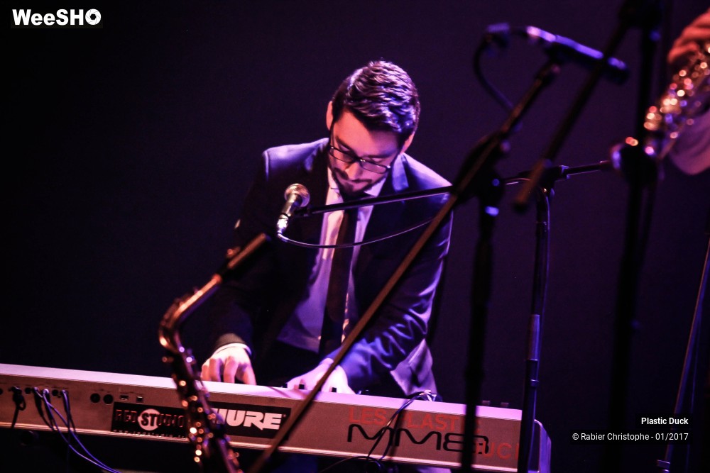 23/33 photos du spectacle Plastic Duck