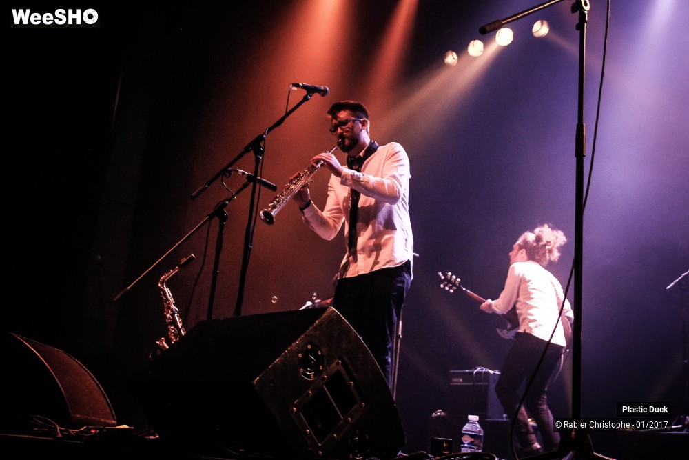 25/33 photos du spectacle Plastic Duck