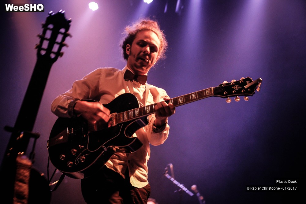 26/33 photos du spectacle Plastic Duck