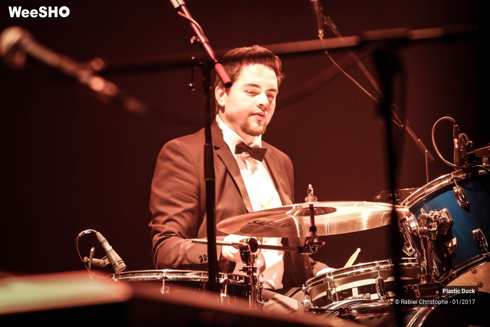 31/33 photos du spectacle Plastic Duck