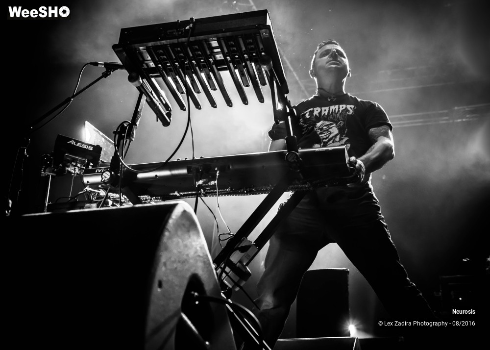 4/7 photos du spectacle Neurosis
