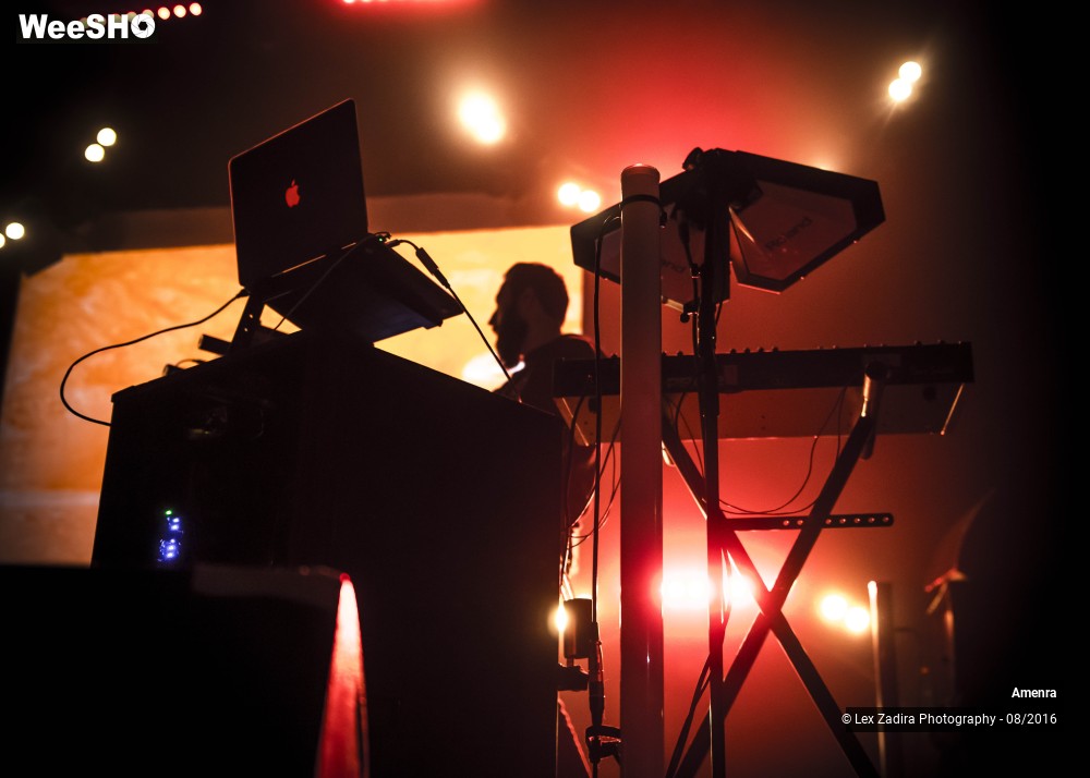 5/6 photos du spectacle Amenra
