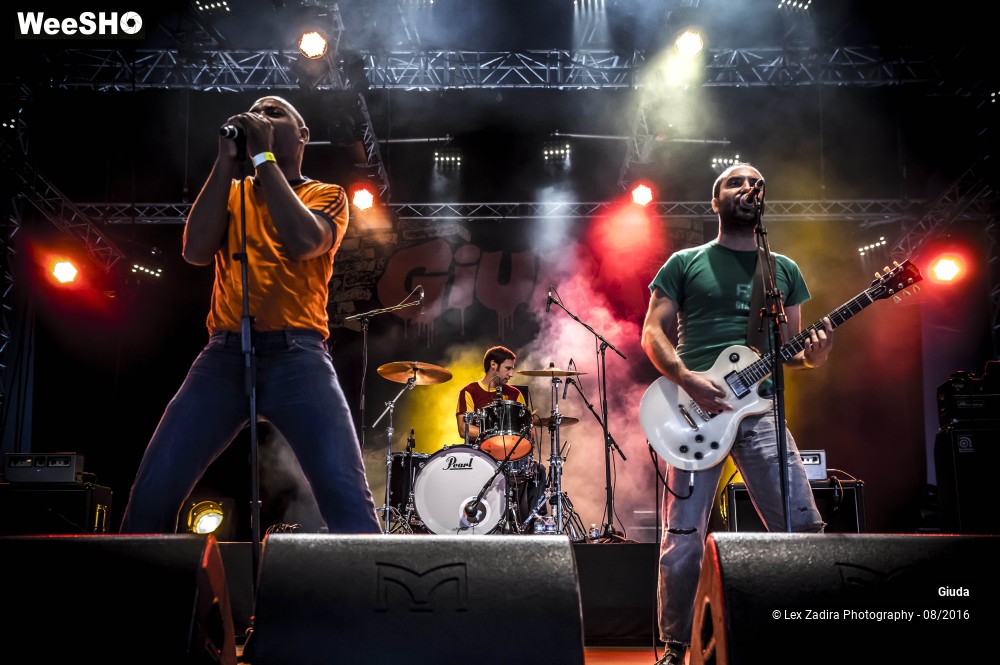 8/8 photos du spectacle Giuda