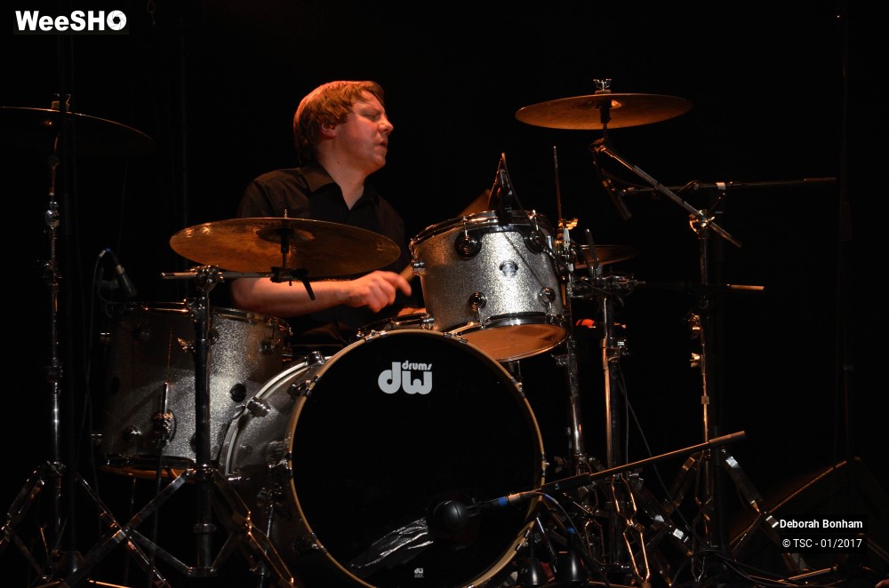 1/28 photos du spectacle Deborah Bonham