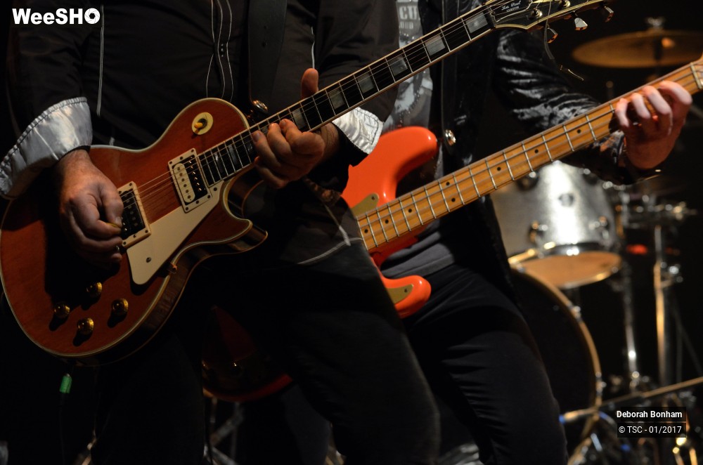 15/28 photos du spectacle Deborah Bonham