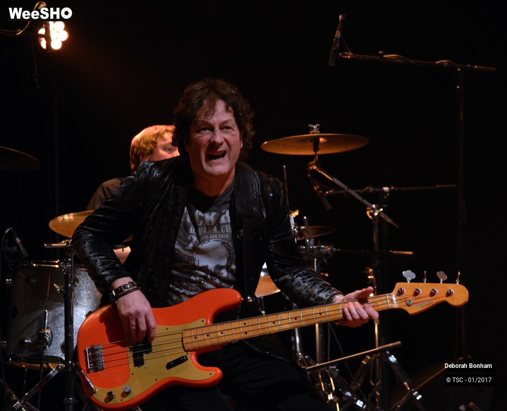 20/28 photos du spectacle Deborah Bonham