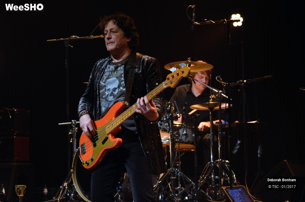 26/28 photos du spectacle Deborah Bonham