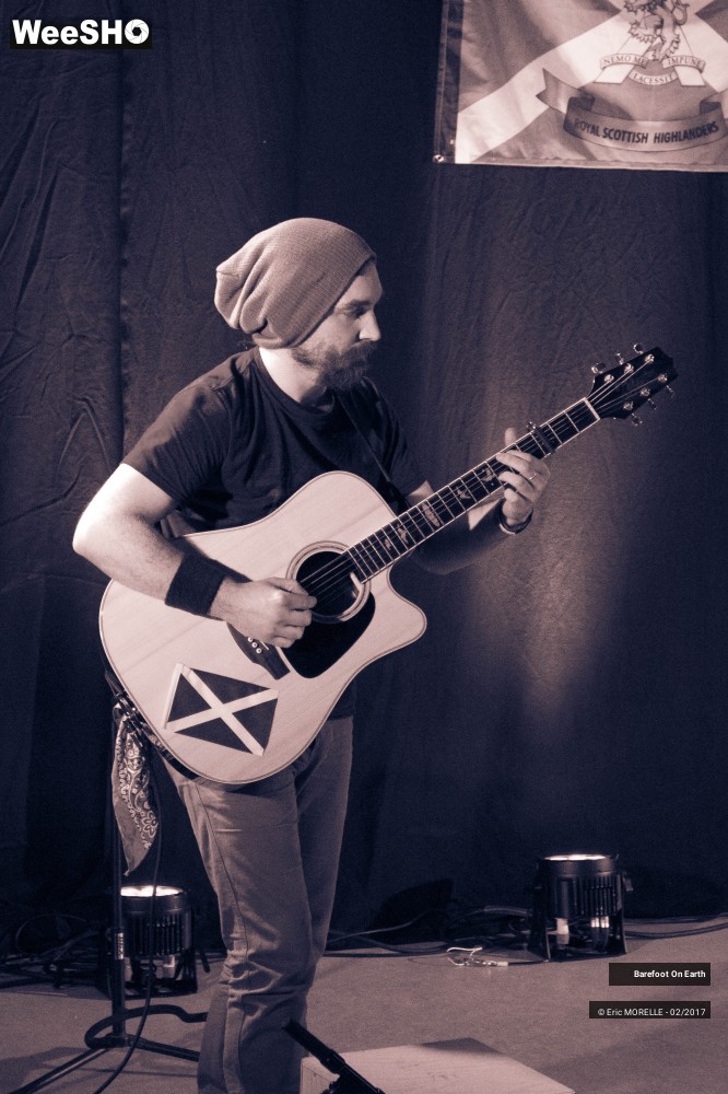 20/42 photos du spectacle Barefoot On Earth 