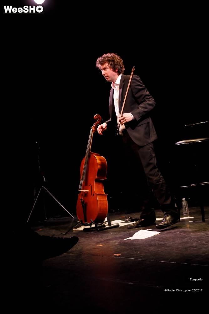 21/35 photos du spectacle Tonycello
