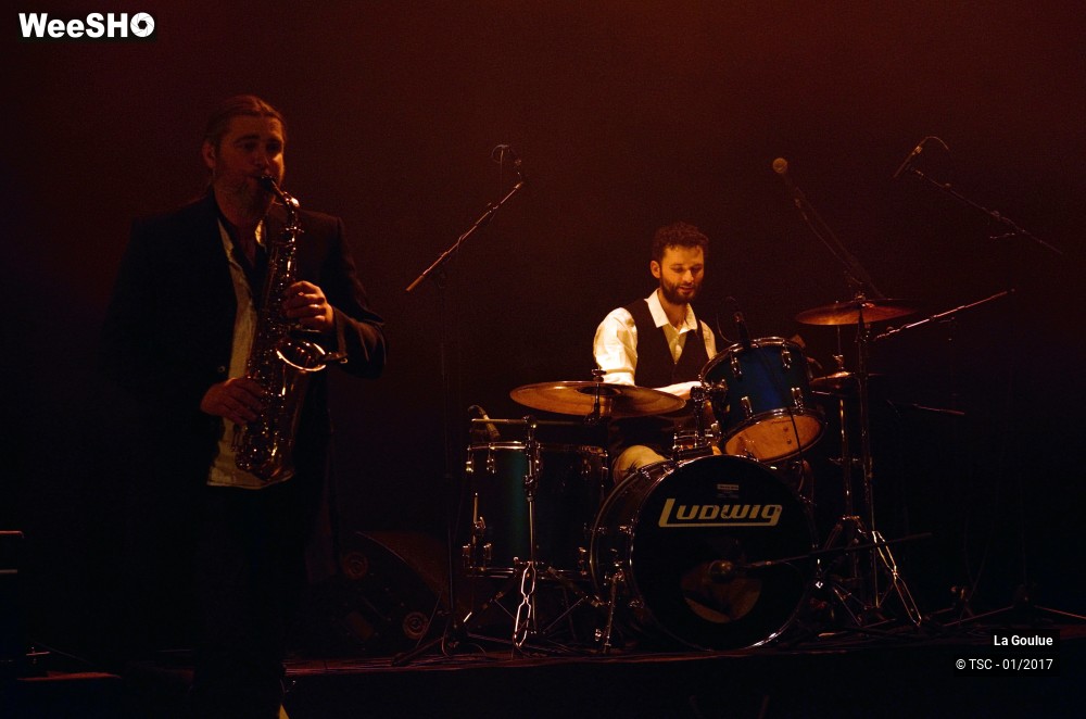 15/15 photos du spectacle La Goulue