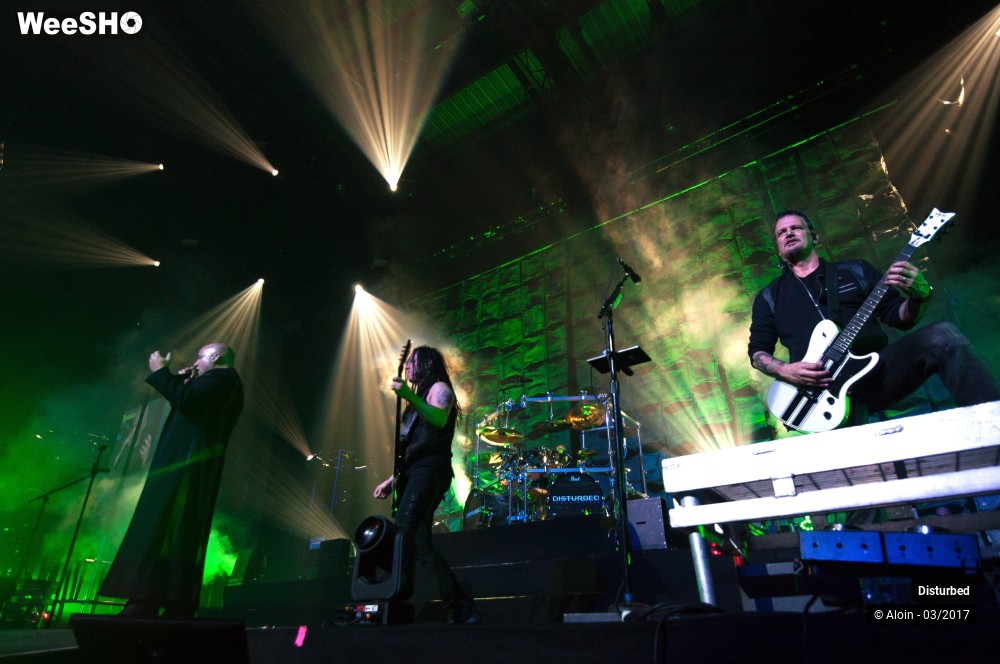 4/15 photos du spectacle disturbed
