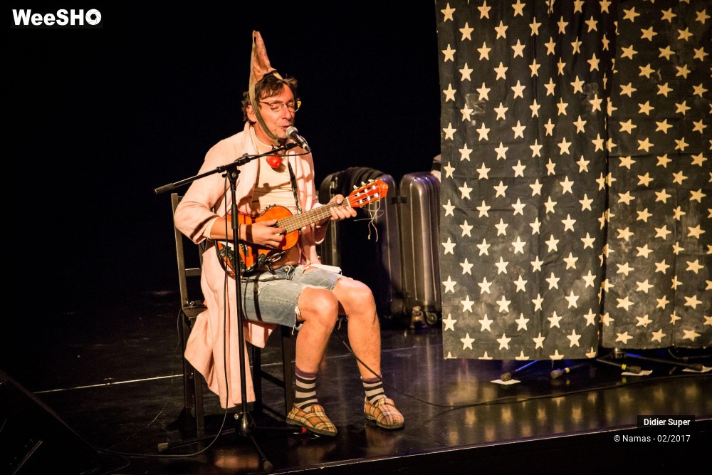 21/23 photos du spectacle Didier Super