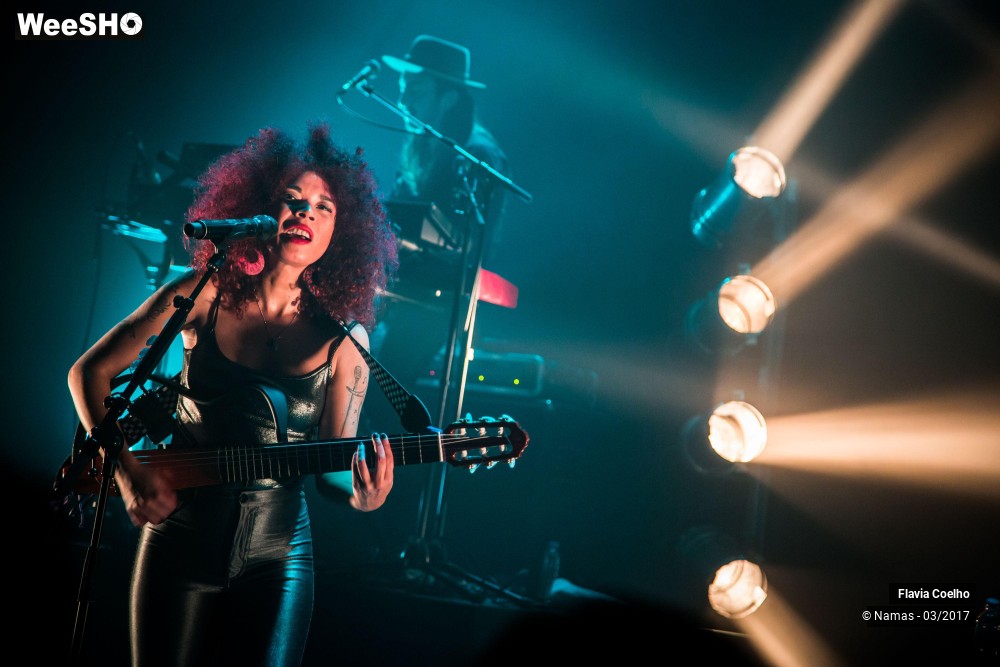 33/45 photos du spectacle Flavia Coelho