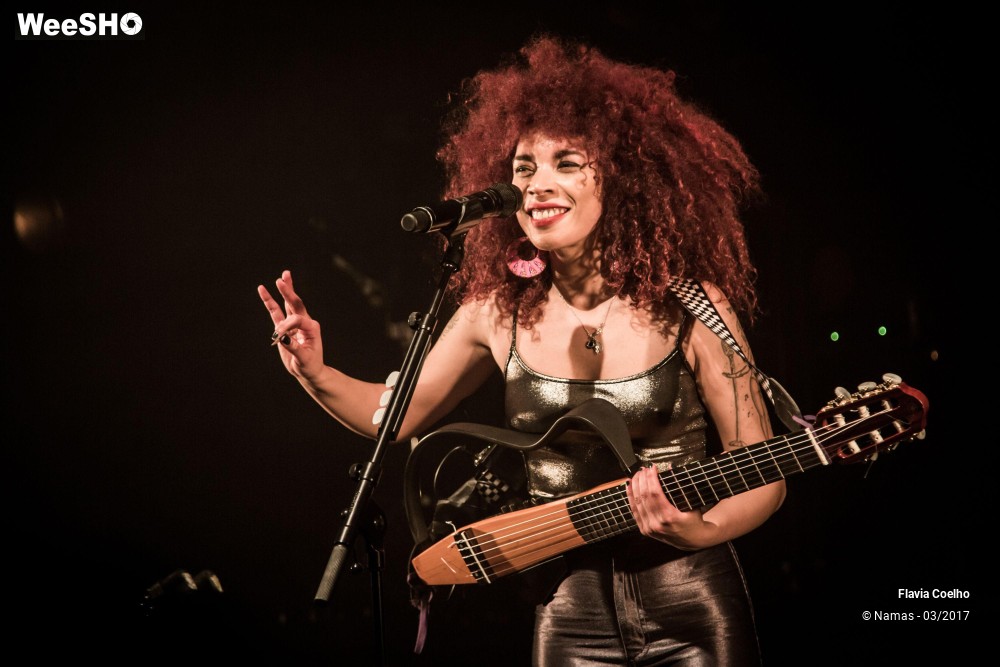37/45 photos du spectacle Flavia Coelho