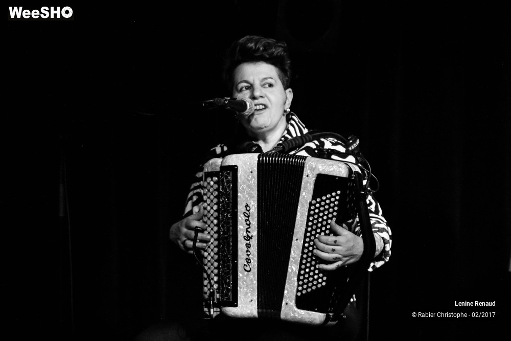 24/32 photos du spectacle Lenine Renaud