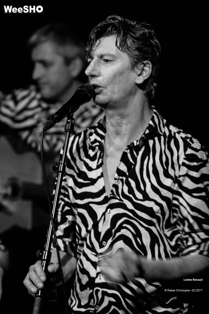 27/32 photos du spectacle Lenine Renaud