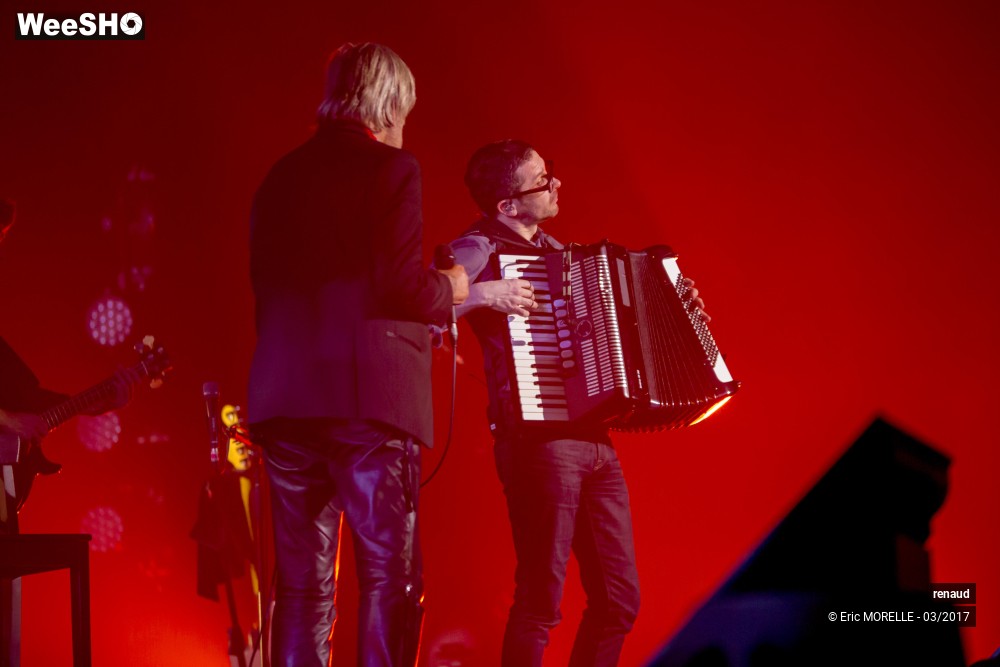 31/50 photos du spectacle Renaud
