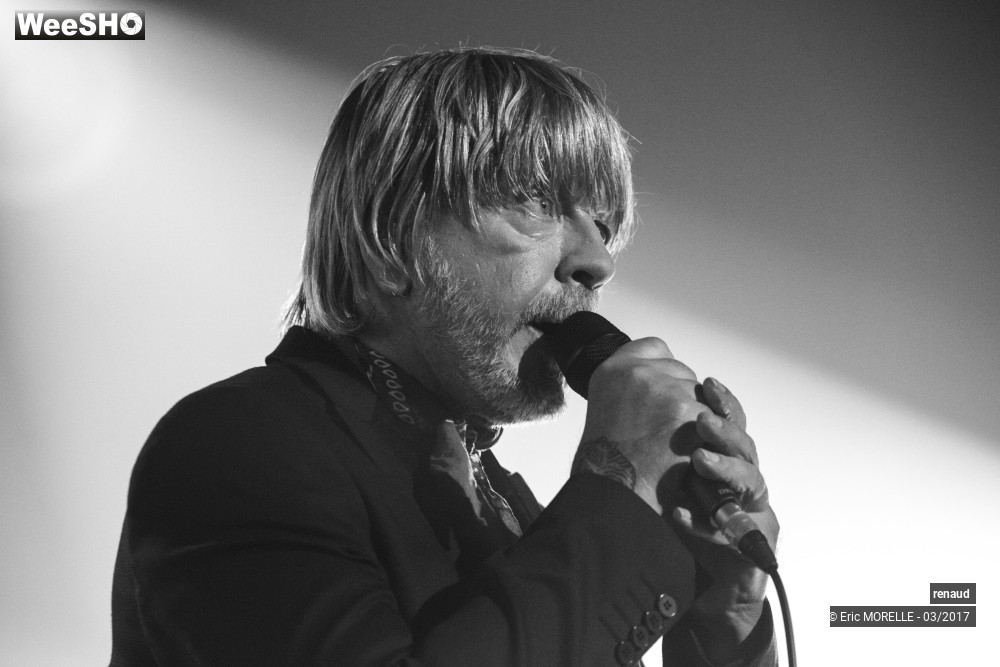 44/50 photos du spectacle Renaud