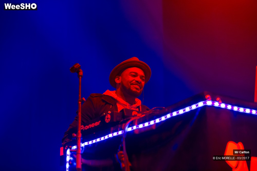 19/50 photos du spectacle Mr Carlton