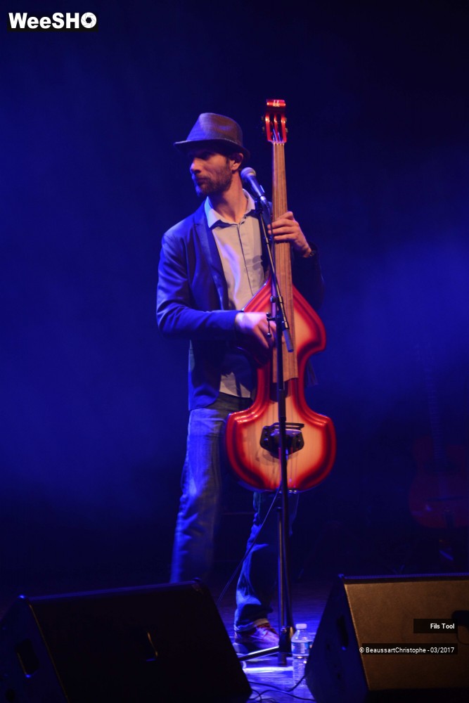 23/26 photos du spectacle Fils Tools