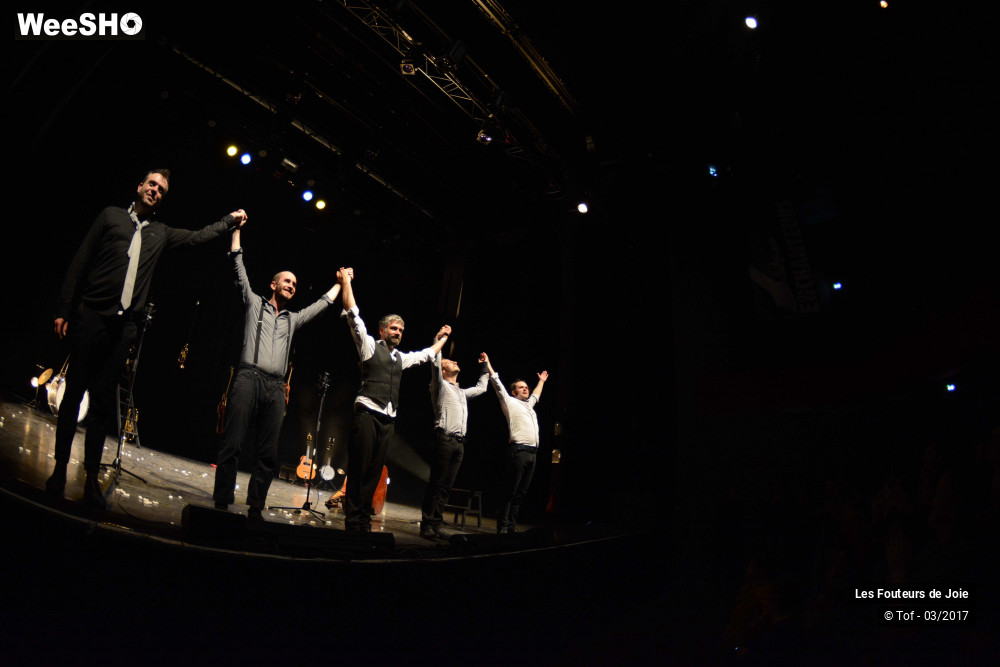 11/52 photos du spectacle Les Fouteurs de Joie