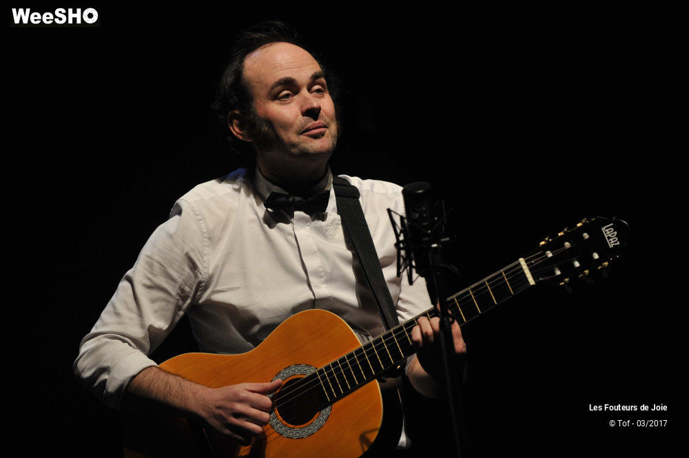 15/52 photos du spectacle Les Fouteurs de Joie