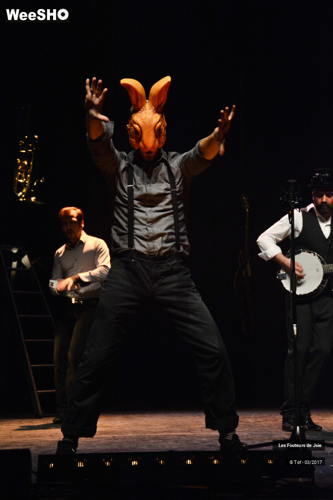 30/52 photos du spectacle Les Fouteurs de Joie