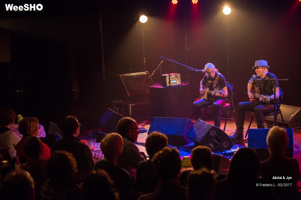 21/42 photos du spectacle Abrial & Jye