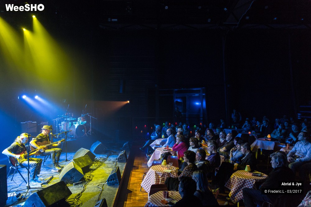 29/42 photos du spectacle Abrial & Jye