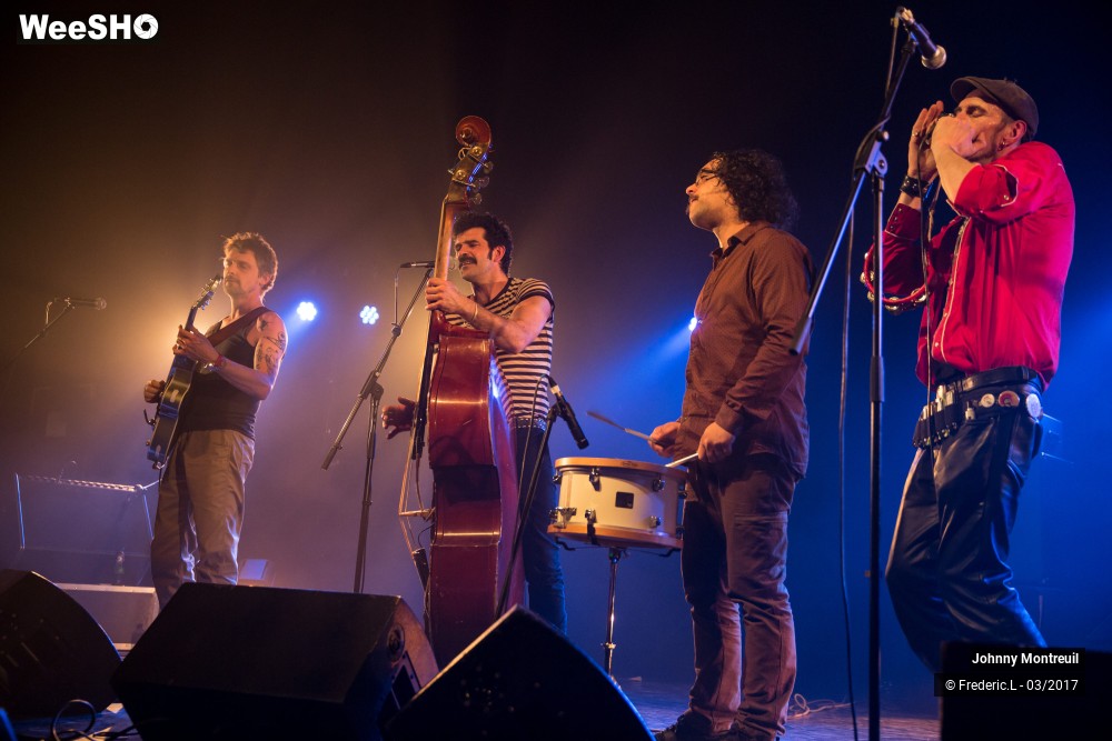 18/50 photos du spectacle Johnny Montreuil