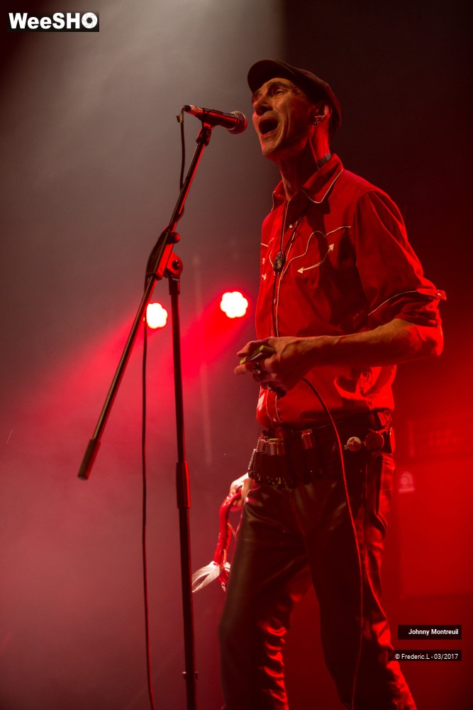 19/50 photos du spectacle Johnny Montreuil
