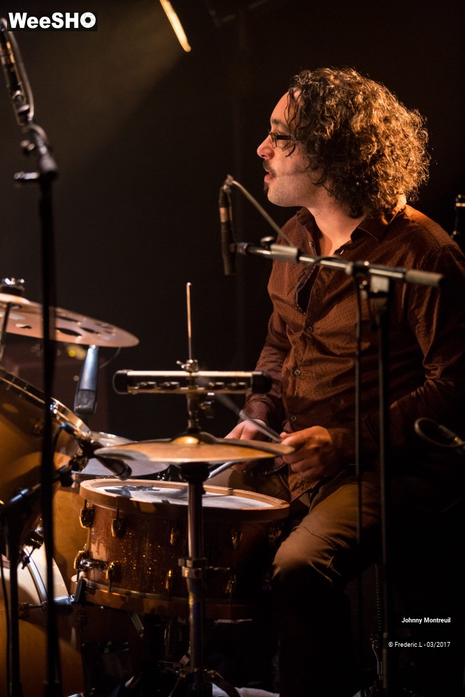 28/50 photos du spectacle Johnny Montreuil