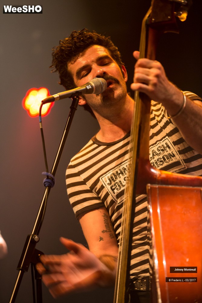 31/50 photos du spectacle Johnny Montreuil