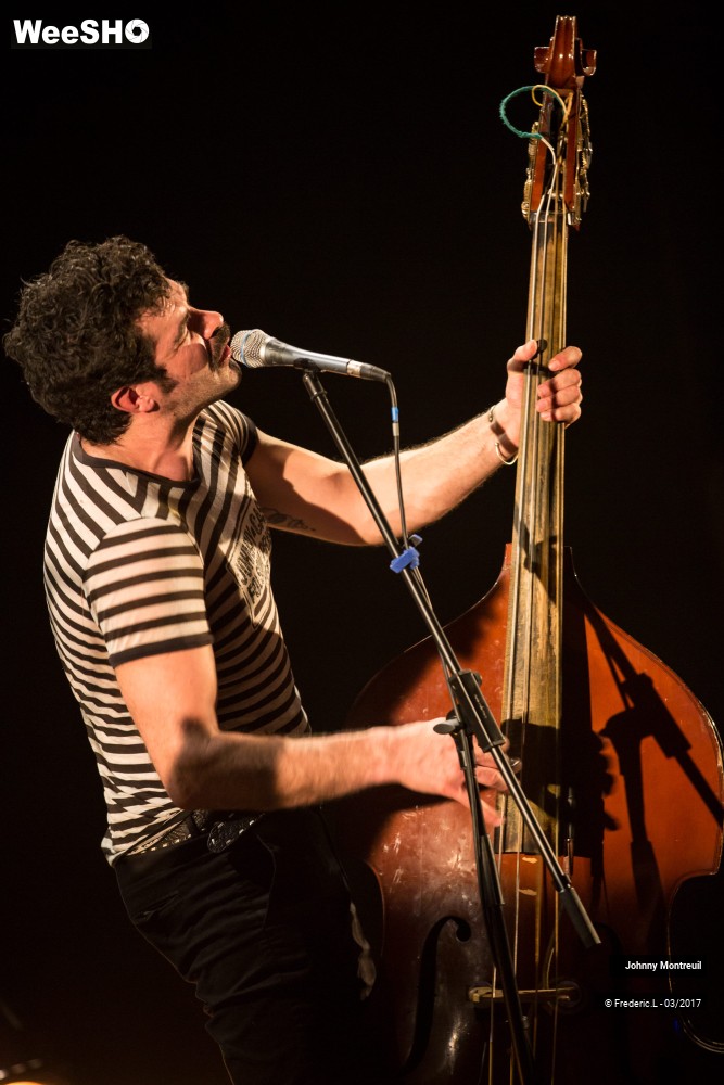 42/50 photos du spectacle Johnny Montreuil