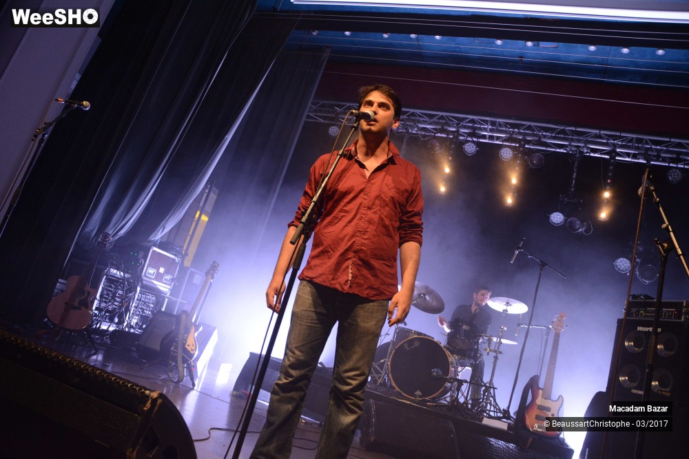 6/40 photos du spectacle Macadam Bazar