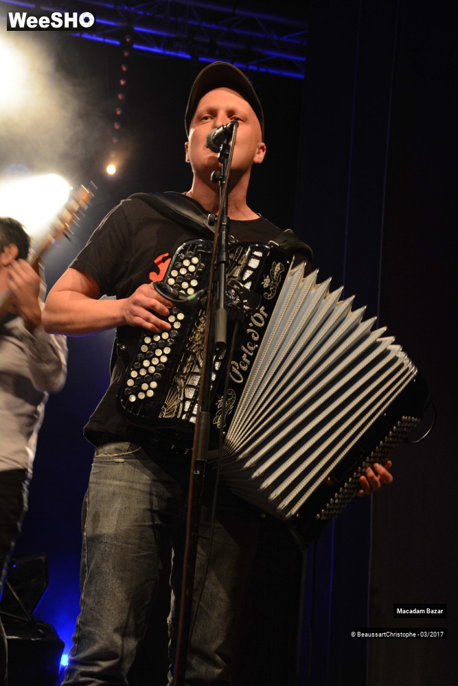 7/40 photos du spectacle Macadam Bazar