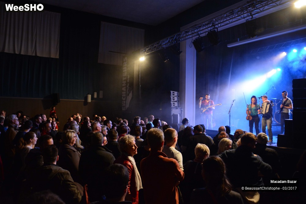 13/40 photos du spectacle Macadam Bazar