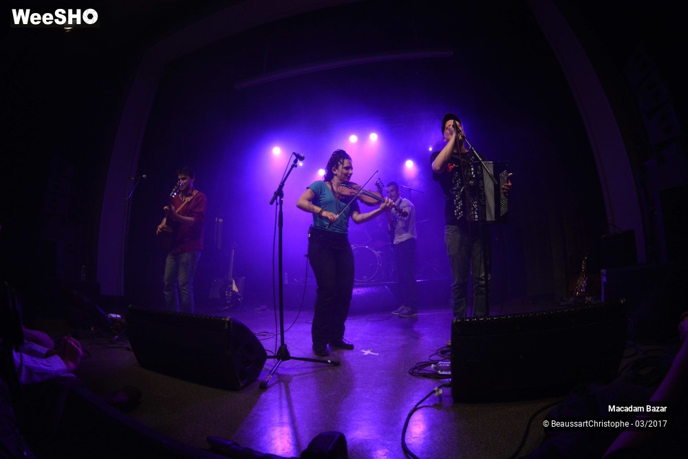 16/40 photos du spectacle Macadam Bazar