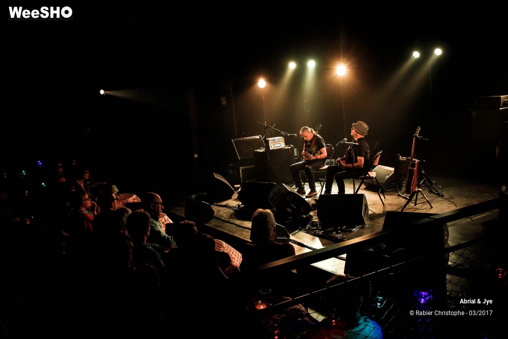 18/31 photos du spectacle Abrial et Jye