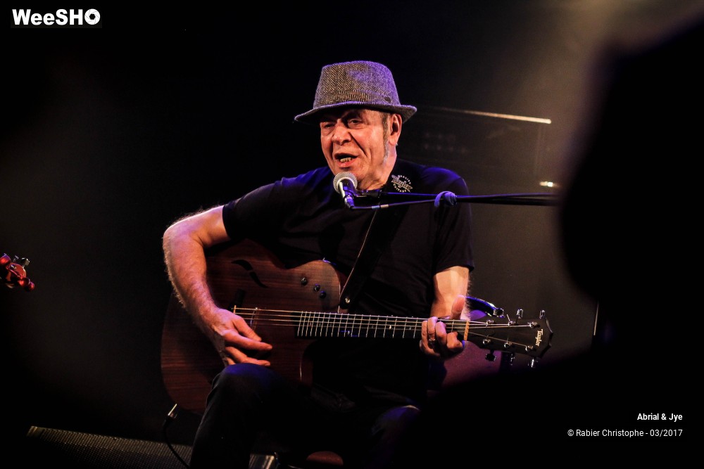 19/31 photos du spectacle Abrial et Jye