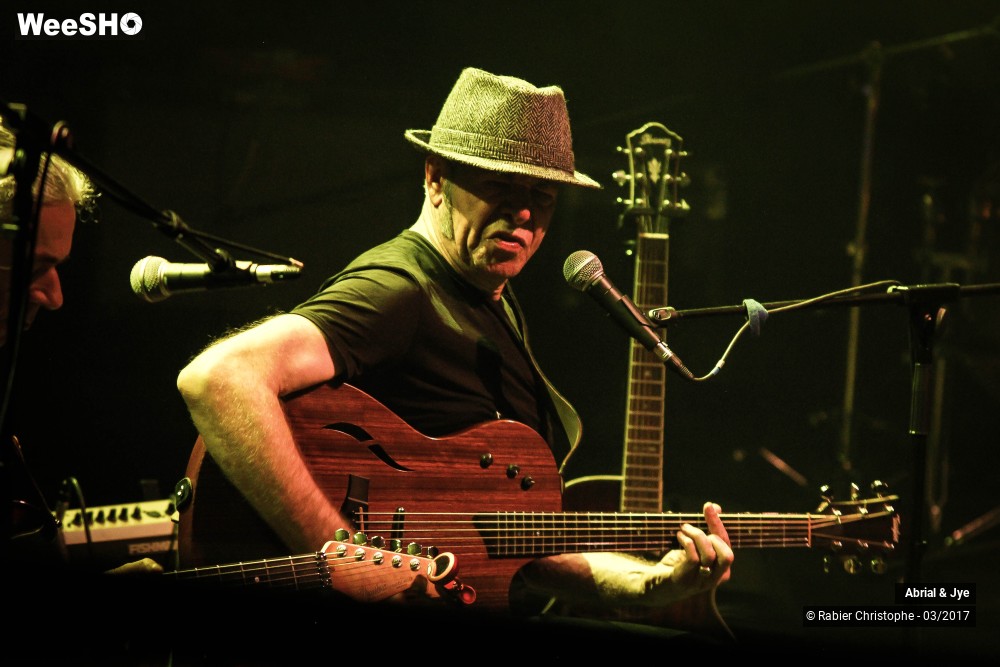 22/31 photos du spectacle Abrial et Jye