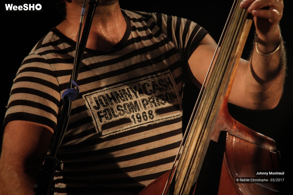 27/51 photos du spectacle Johnny Montreuil